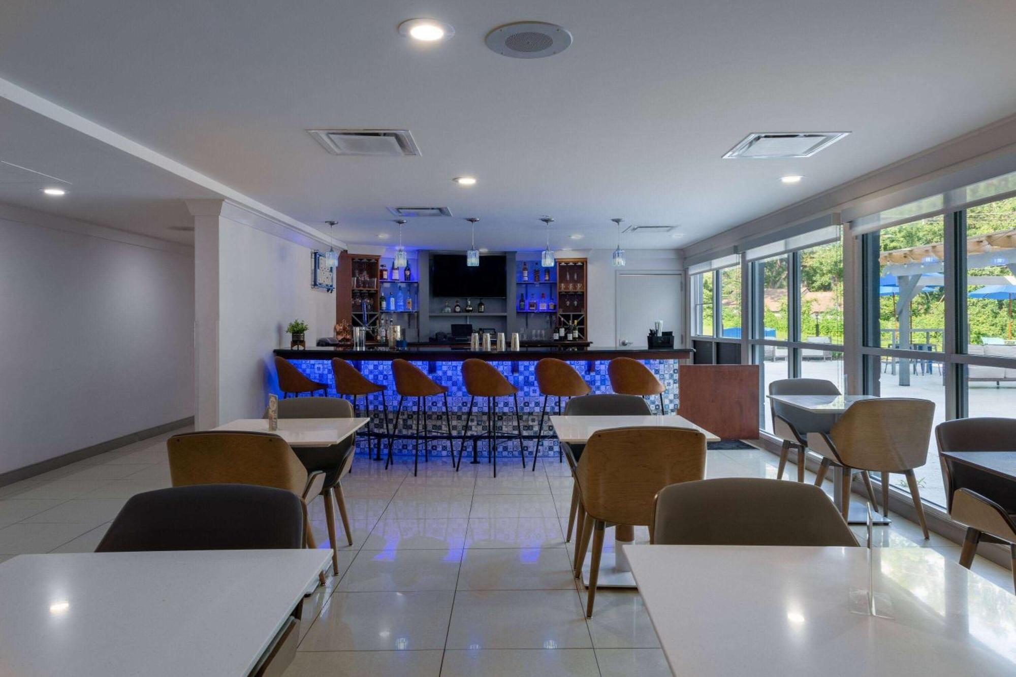Tryp By Wyndham Tallahassee North I-10 Capital Circle Exterior foto