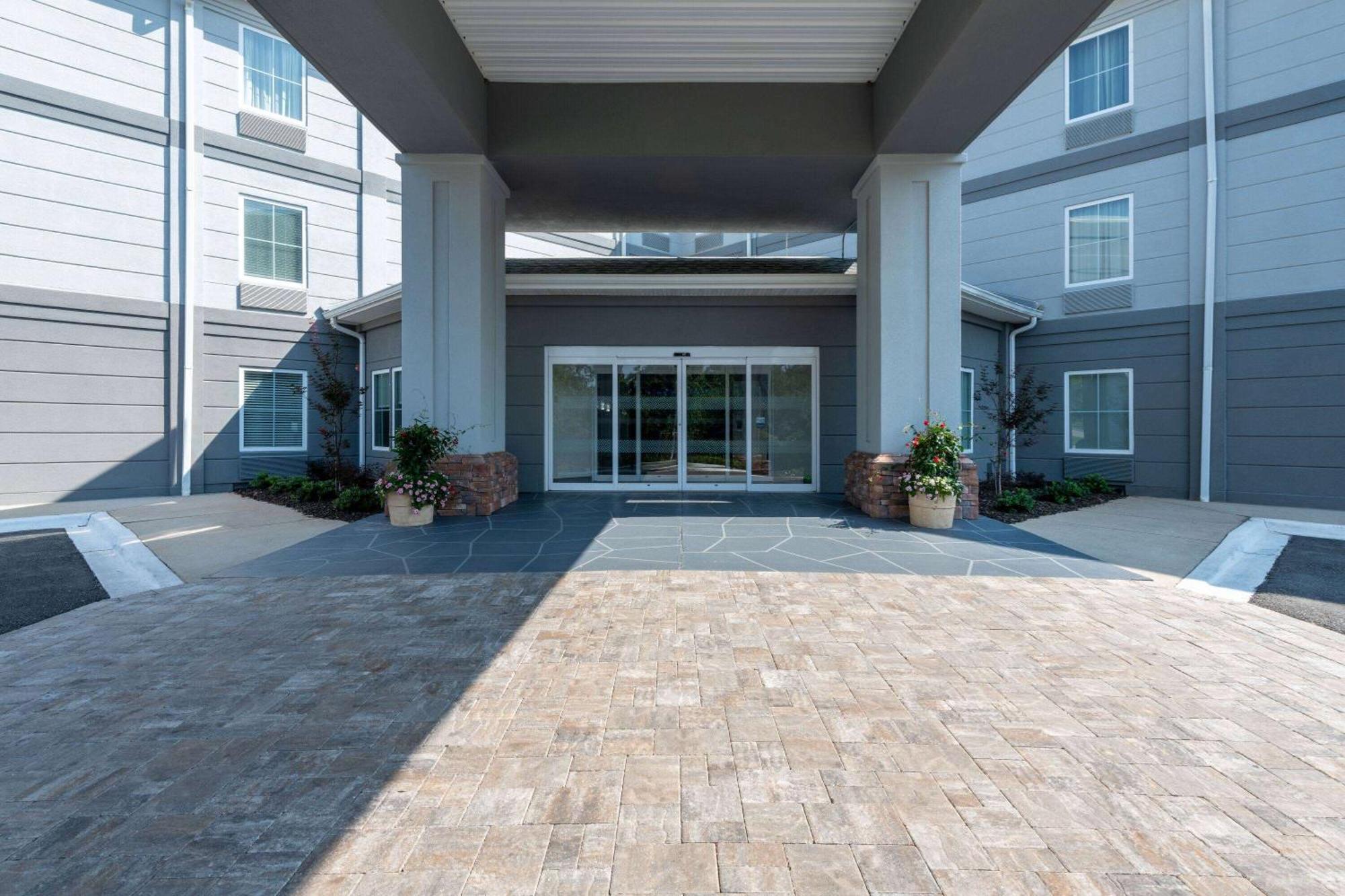 Tryp By Wyndham Tallahassee North I-10 Capital Circle Exterior foto